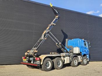 DAF CF 460 8x4 / HIAB HOOKLIFT / RETARDER / SPRING SUSPENSION